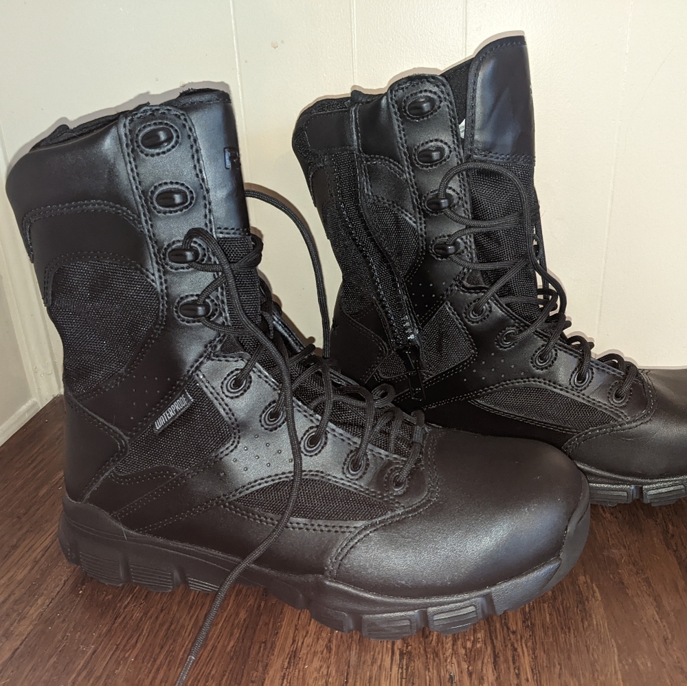 Reebok Men's Lightweight 8in Tactical Waterproof Boot w Side Zipper RB8825